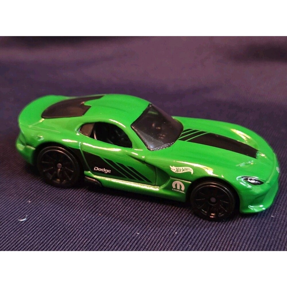 2026 Hot Wheels 2013 SRT VIPER☆Green;M;mopar☆multi pack Exclusive ☆ LOOSE